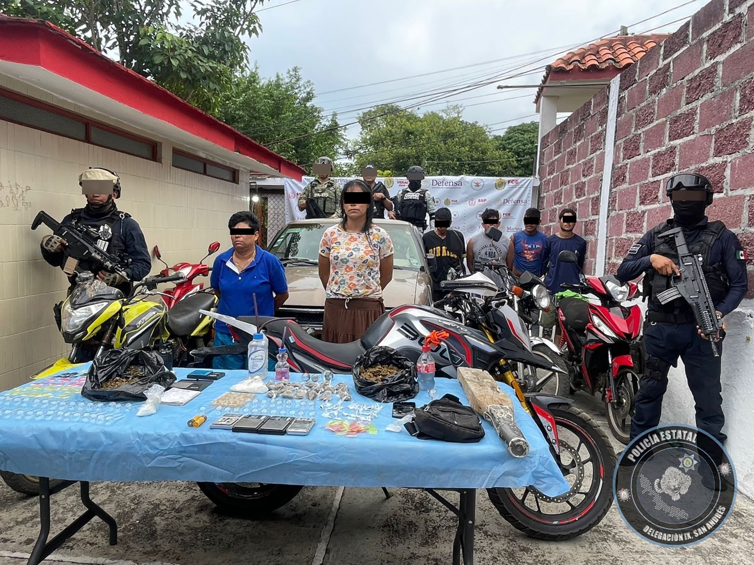Decomiso de drogas, armas y vehículos durante operativos en 21 municipios
